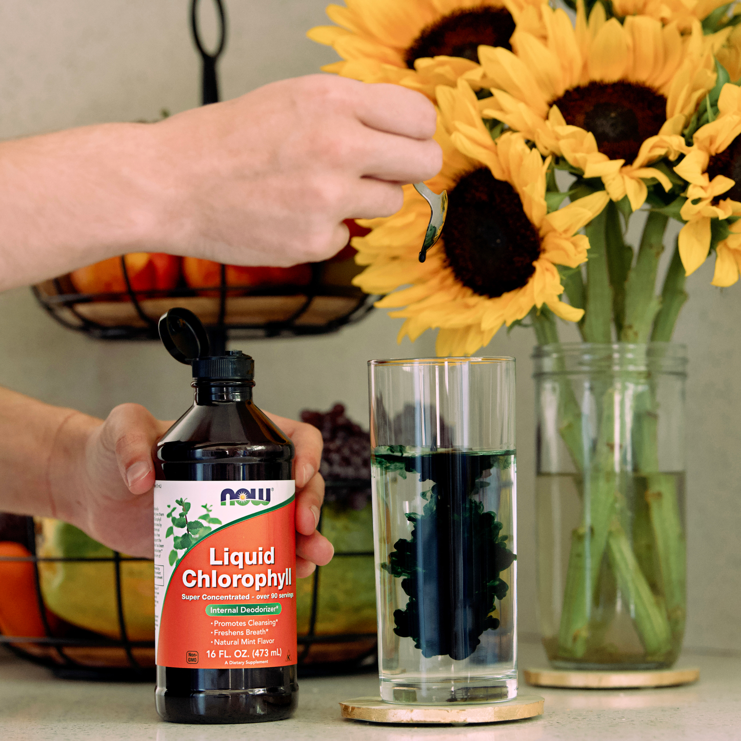 NOW Supplements, Liquid Chlorophyll, Internal Deodorizer*, Mint Flavor, 16-Ounce