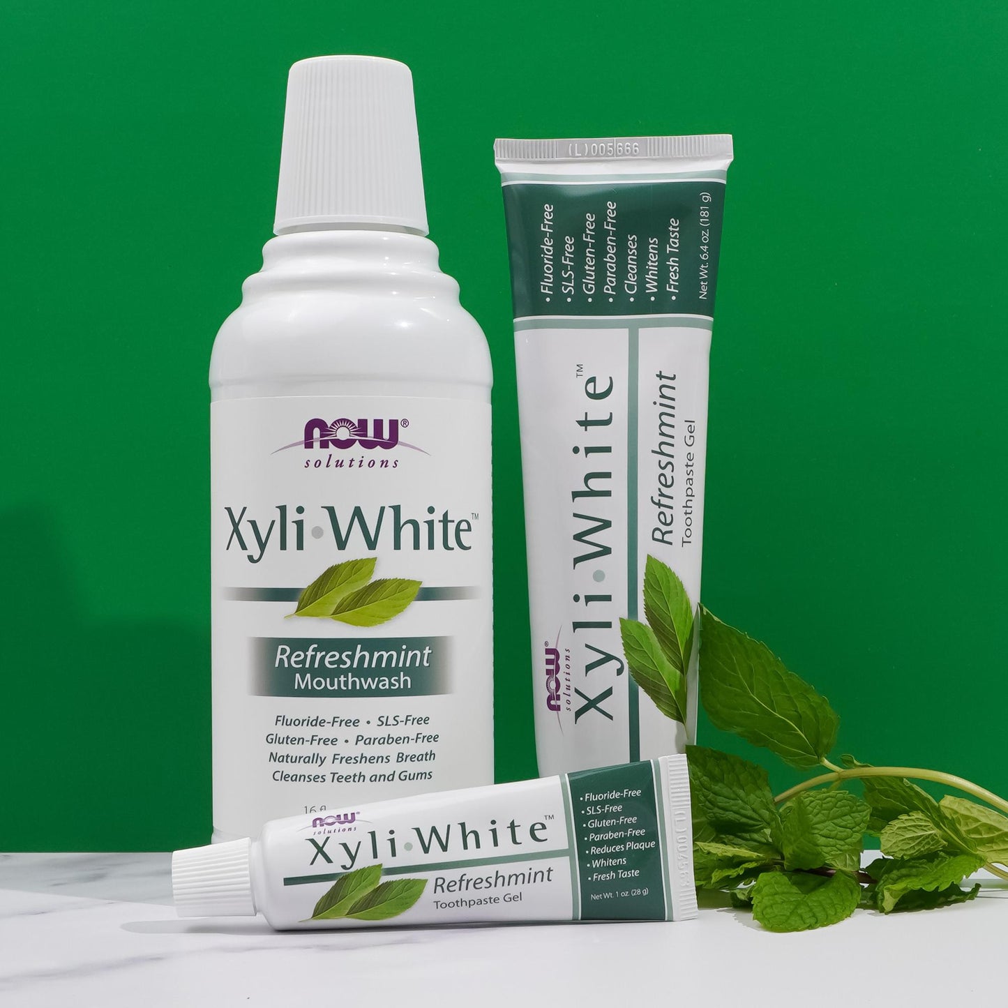 NOW Solutions, Xyliwhite™ Toothpaste Gel, Refreshmint, Cleanses and Whitens, Fresh Taste, 6.4-Ounce